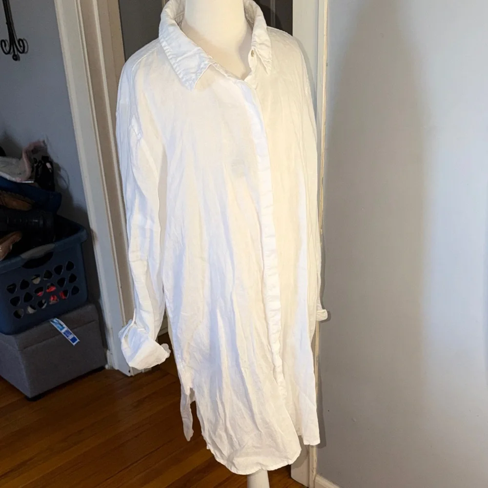 Tahari 100% Linen Classic White Button-Up Shirt - Picture 2 of 10